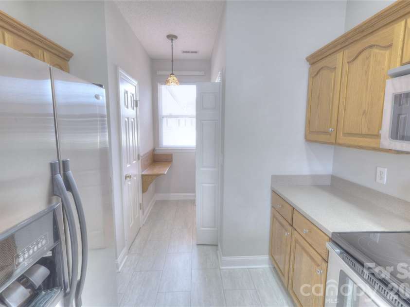 3927 Jasmine Lane, Denver, NC 28037.  MLS# CAR4403567, YatesRealty ID 37431. 