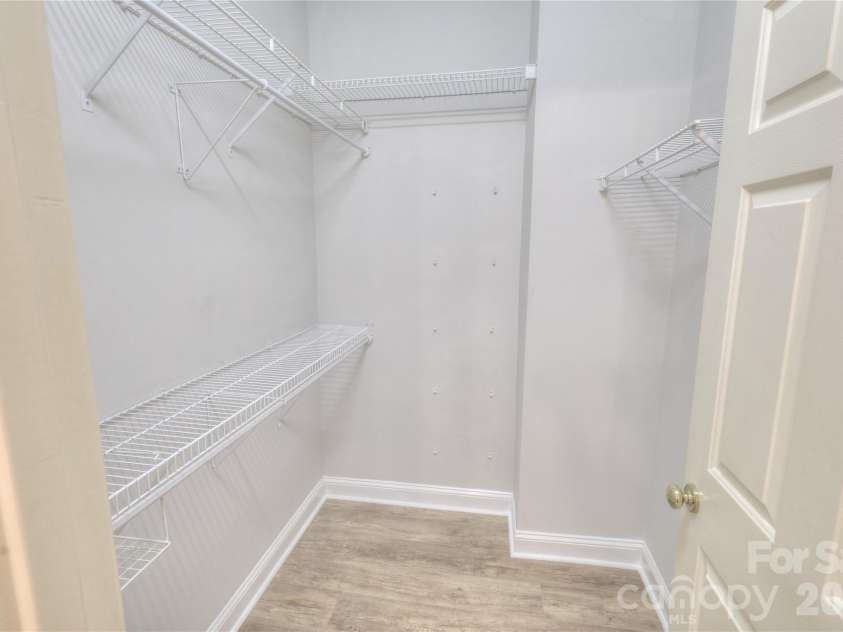 3927 Jasmine Lane, Denver, NC 28037.  MLS# CAR4403567, YatesRealty ID 37431. 
