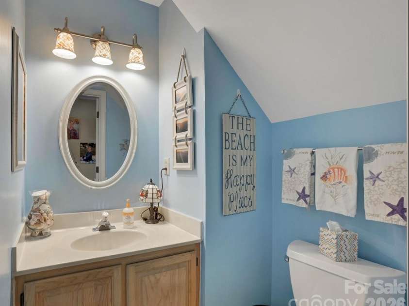 2908 Pinewood Hill Drive, Matthews, NC 28105.  MLS# CAR4394283, YatesRealty ID 37433. 
