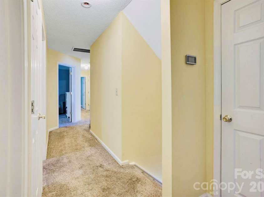 2908 Pinewood Hill Drive, Matthews, NC 28105.  MLS# CAR4394283, YatesRealty ID 37433. 