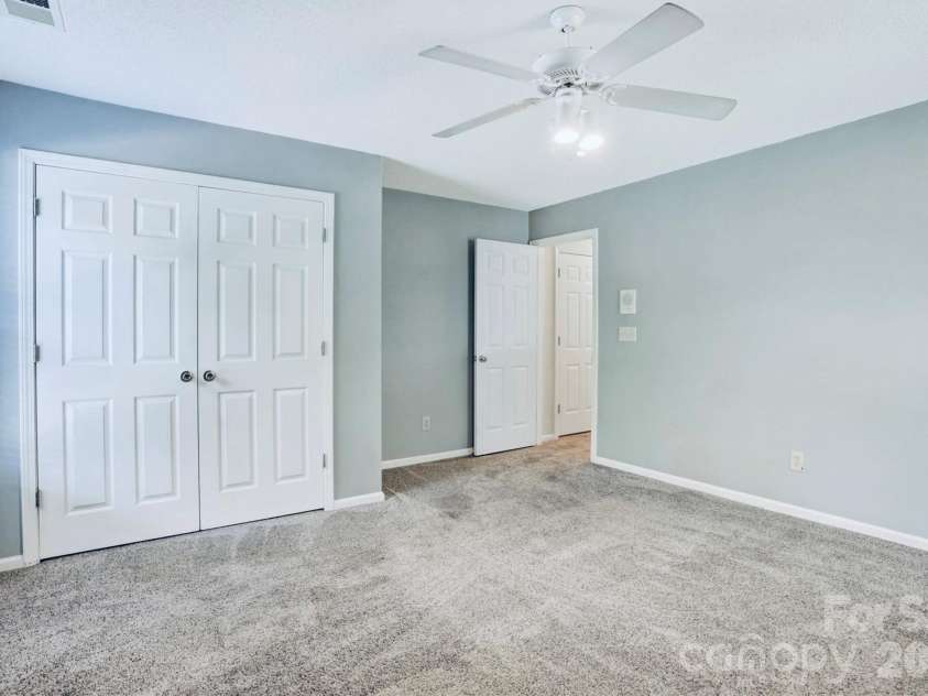 2908 Pinewood Hill Drive, Matthews, NC 28105.  MLS# CAR4394283, YatesRealty ID 37433. 