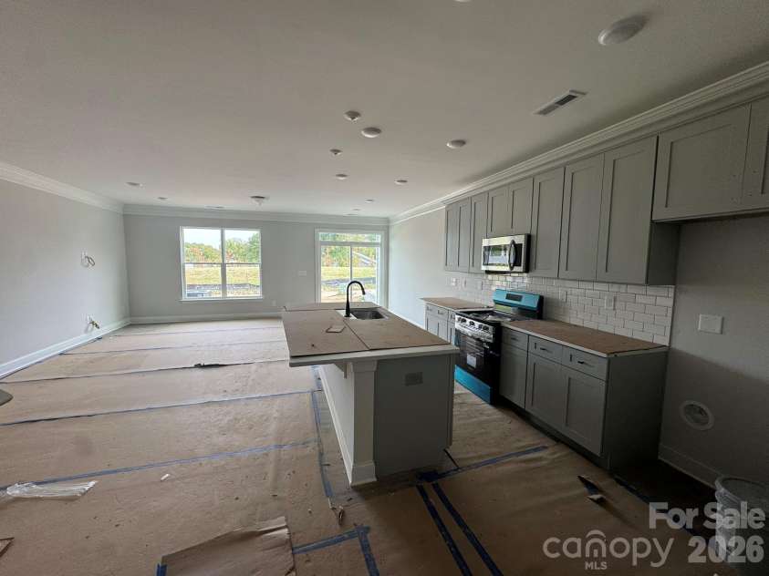 4370 Black Court, Harrisburg, NC 28075.  MLS# CAR4409517, YatesRealty ID 37434. Kitchen