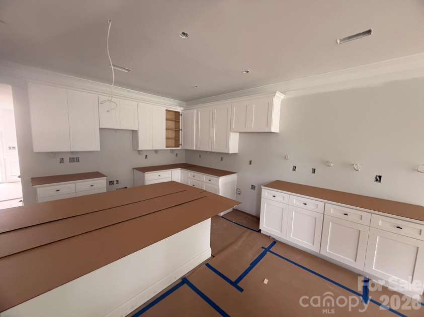 4364 Black Court, Harrisburg, NC 28075.  MLS# CAR4373034, YatesRealty ID 37435. Kitchen
