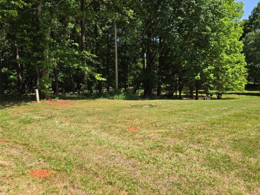 131 Morvue Loop, Statesville, NC 28625.  MLS# CAR4375122, YatesRealty ID 37436. Back yard