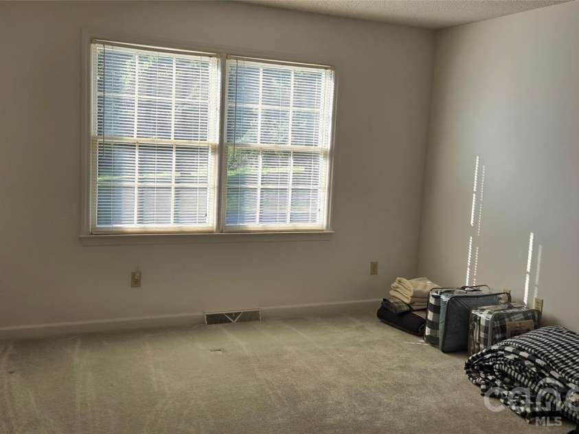131 Morvue Loop, Statesville, NC 28625.  MLS# CAR4375122, YatesRealty ID 37436. Bedroom