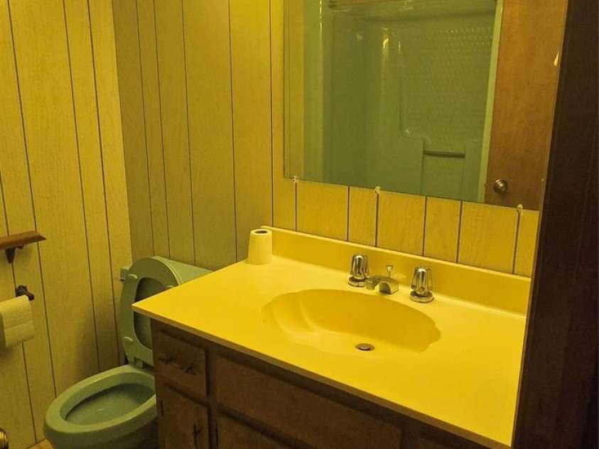 131 Morvue Loop, Statesville, NC 28625.  MLS# CAR4375122, YatesRealty ID 37436. BSMT BR
