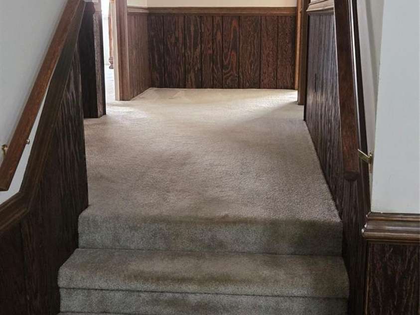 131 Morvue Loop, Statesville, NC 28625.  MLS# CAR4375122, YatesRealty ID 37436. HALLWAY - UPPER