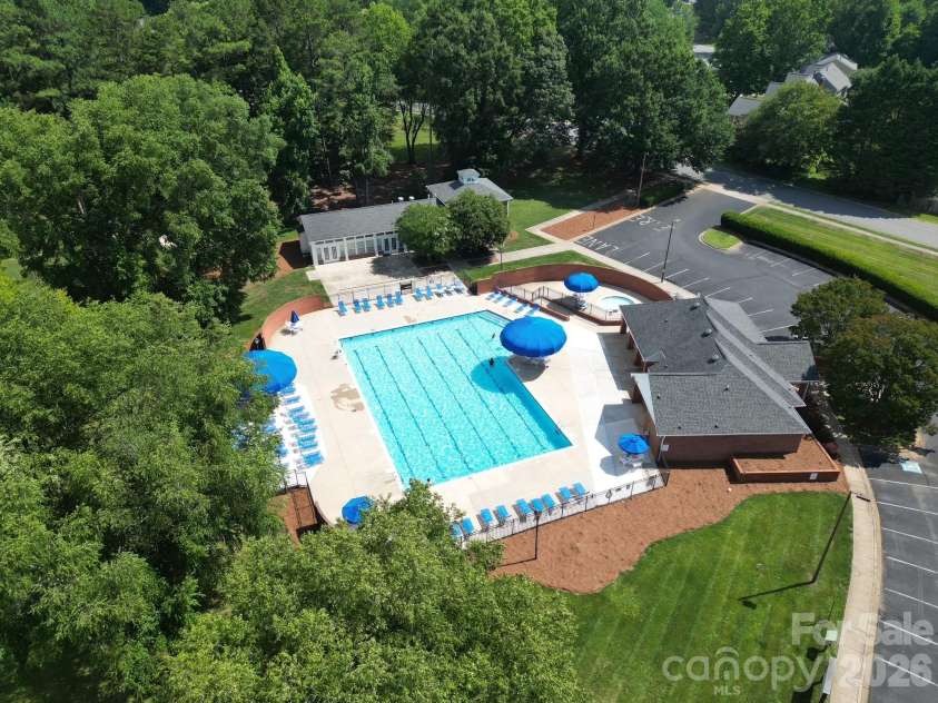 8615 Harmony Bridge Place, Charlotte, NC 28216.  MLS# CAR4381839, YatesRealty ID 37437. Pool