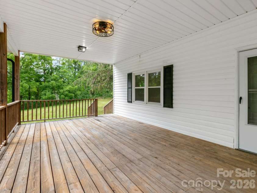 47 Carolina Mountain Drive, Candler, NC 28715.  MLS# CAR4403148, YatesRealty ID 37439. Second view