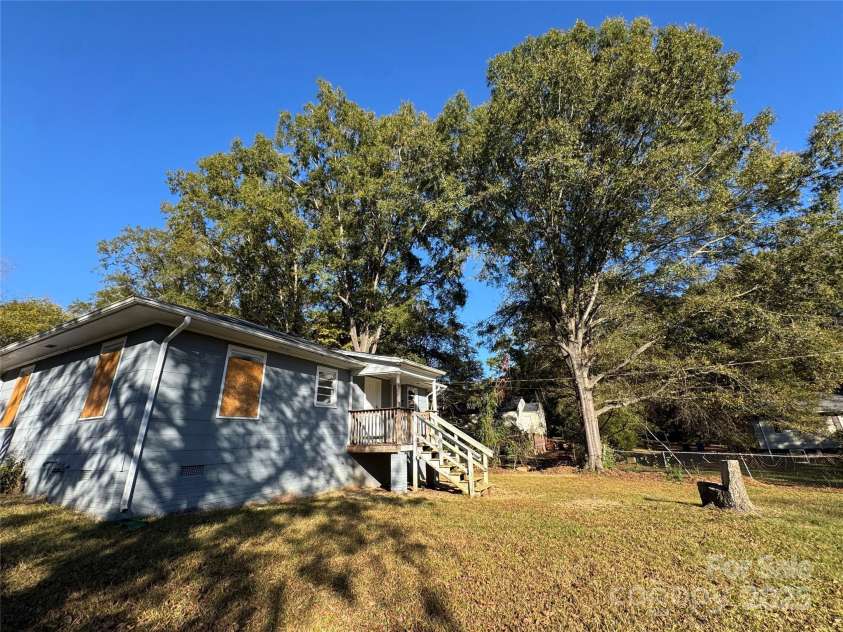 1224 Bailey Street, Albemarle, NC 28001.  MLS# CAR4251606, YatesRealty ID 3744. 