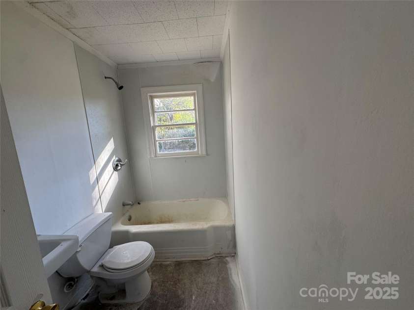 1224 Bailey Street, Albemarle, NC 28001.  MLS# CAR4251606, YatesRealty ID 3744. 