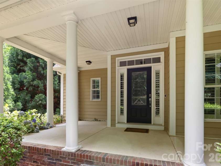 151 Maple View Drive, Troutman, NC 28166.  MLS# CAR4405574, YatesRealty ID 3744. 