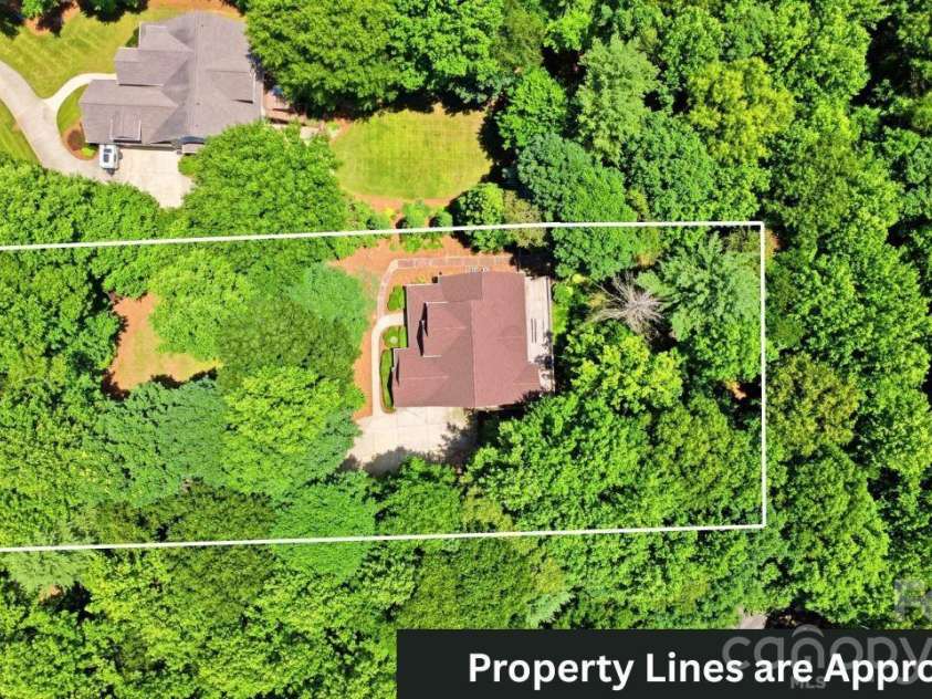 151 Maple View Drive, Troutman, NC 28166.  MLS# CAR4405574, YatesRealty ID 3744. 