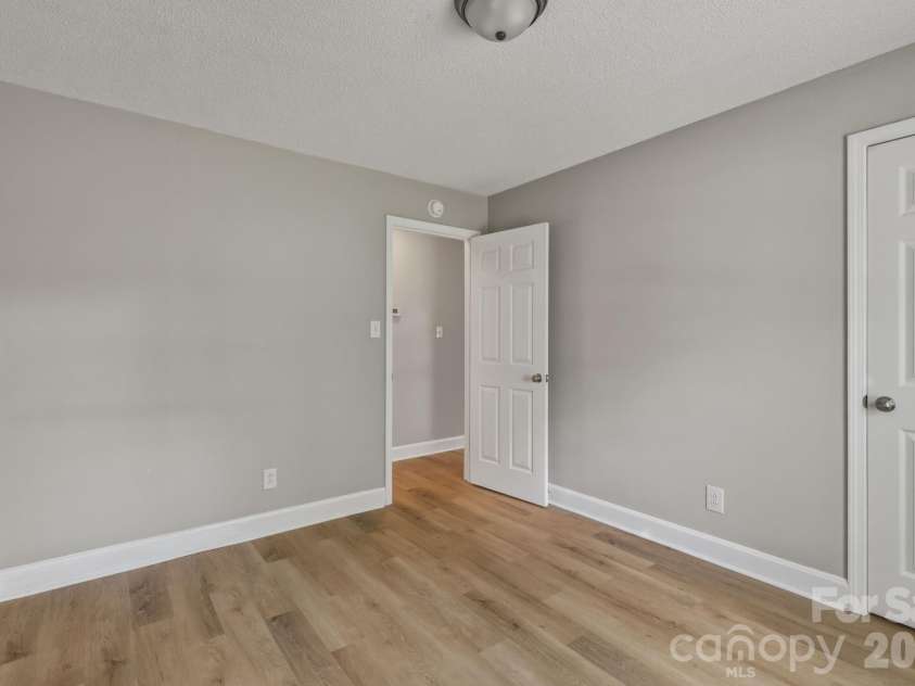 4706 Brooktree Drive, Charlotte, NC 28208.  MLS# CAR4404822, YatesRealty ID 37440. Second shot of the first bedoorm.