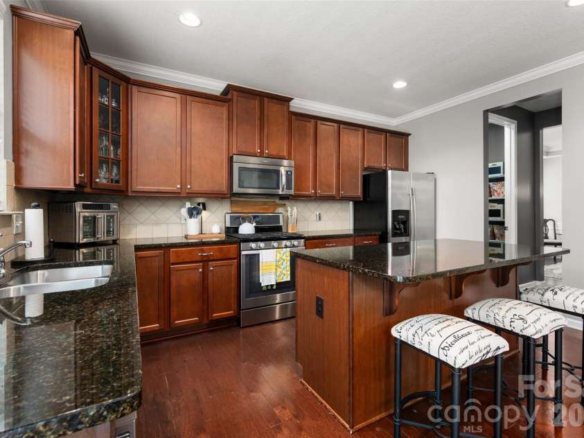 3024 Bridgewick Road, Waxhaw, NC 28173.  MLS# CAR4404956, YatesRealty ID 37441. 
