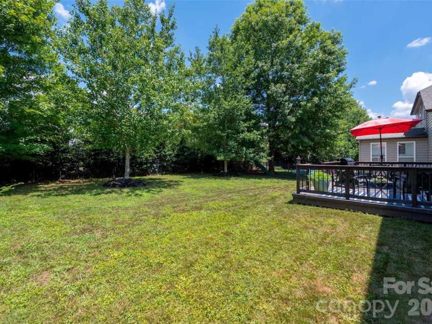 3024 Bridgewick Road, Waxhaw, NC 28173.  MLS# CAR4404956, YatesRealty ID 37441. 
