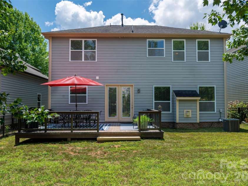 3024 Bridgewick Road, Waxhaw, NC 28173.  MLS# CAR4404956, YatesRealty ID 37441. 