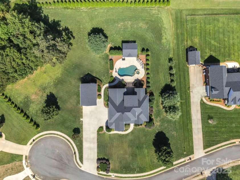 734 Cedar Hill Drive, Shelby, NC 28152.  MLS# CAR4293682, YatesRealty ID 37444. 