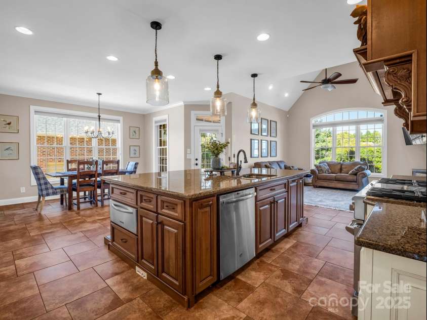 734 Cedar Hill Drive, Shelby, NC 28152.  MLS# CAR4293682, YatesRealty ID 37444. 