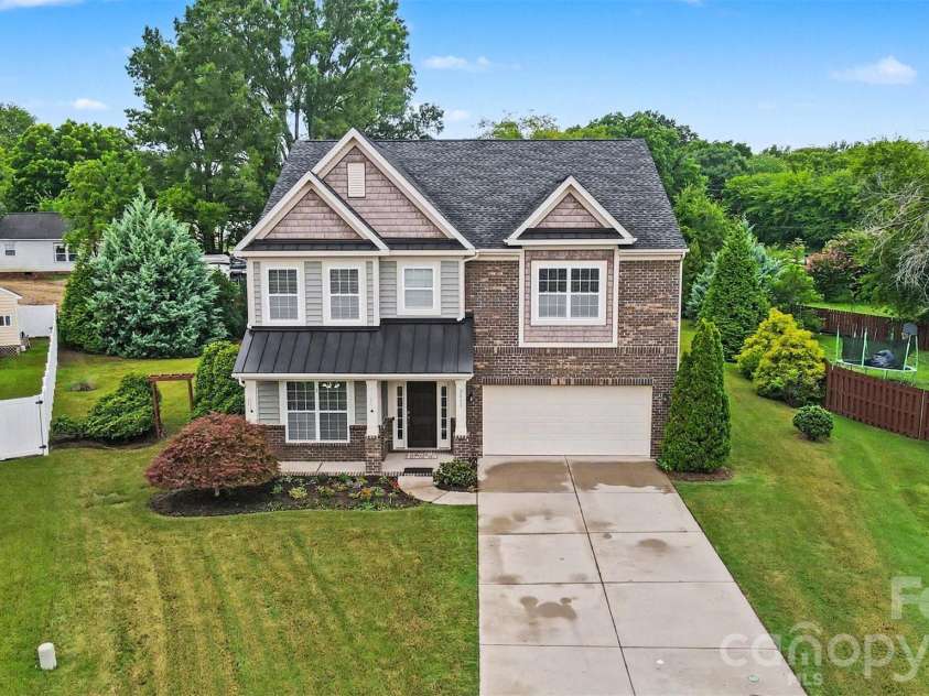 3611 Courage Court, Concord, NC 28027.  MLS# CAR4403332, YatesRealty ID 37445. 