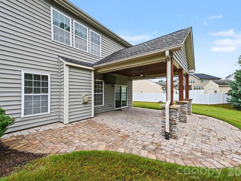 3611 Courage Court, Concord, NC 28027.  MLS# CAR4403332, YatesRealty ID 37445. 