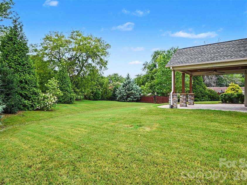 3611 Courage Court, Concord, NC 28027.  MLS# CAR4403332, YatesRealty ID 37445. 