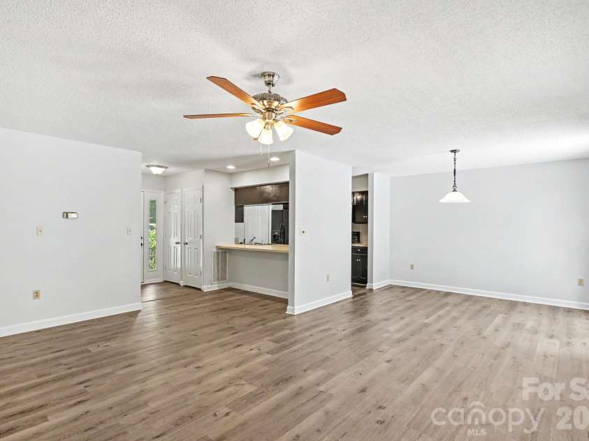 988 Cranberry Circle, Fort Mill, SC 29715.  MLS# CAR4404597, YatesRealty ID 37446. 