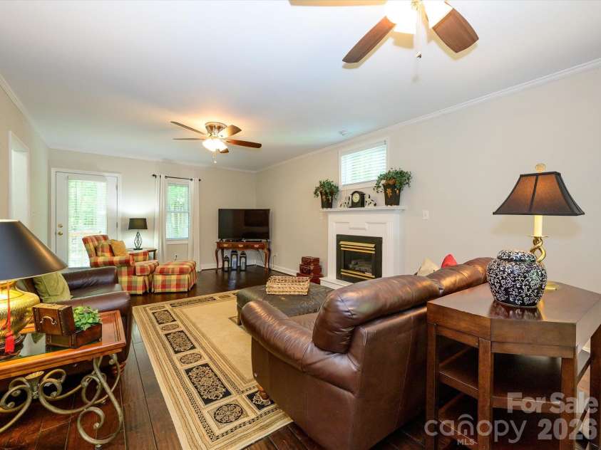 2704 Gold Spike Court, Matthews, NC 28105.  MLS# CAR4403850, YatesRealty ID 37447. 