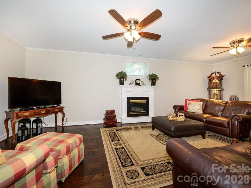 2704 Gold Spike Court, Matthews, NC 28105.  MLS# CAR4403850, YatesRealty ID 37447. 