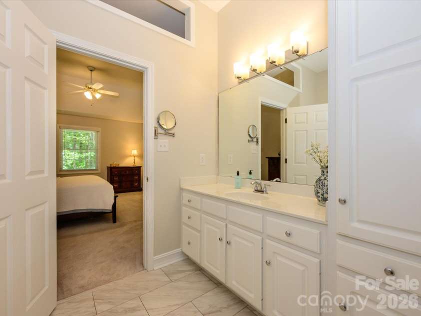 2704 Gold Spike Court, Matthews, NC 28105.  MLS# CAR4403850, YatesRealty ID 37447. 