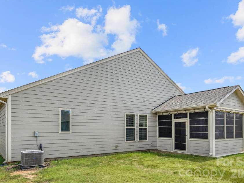 6257 Swanport Road, Lancaster, SC 29720.  MLS# CAR4403190, YatesRealty ID 37448. 