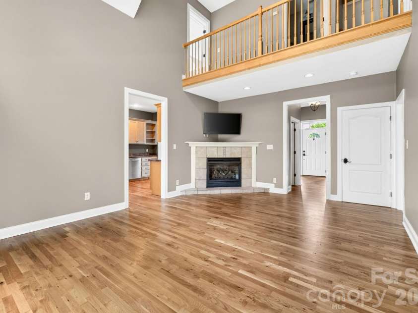 93 Big Sky Drive, Leicester, NC 28748.  MLS# CAR4403278, YatesRealty ID 37449. Gas fireplace to keep cozy