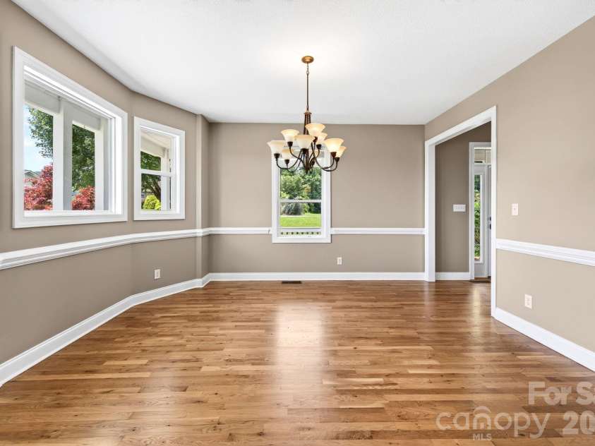 93 Big Sky Drive, Leicester, NC 28748.  MLS# CAR4403278, YatesRealty ID 37449. Large Dining Room