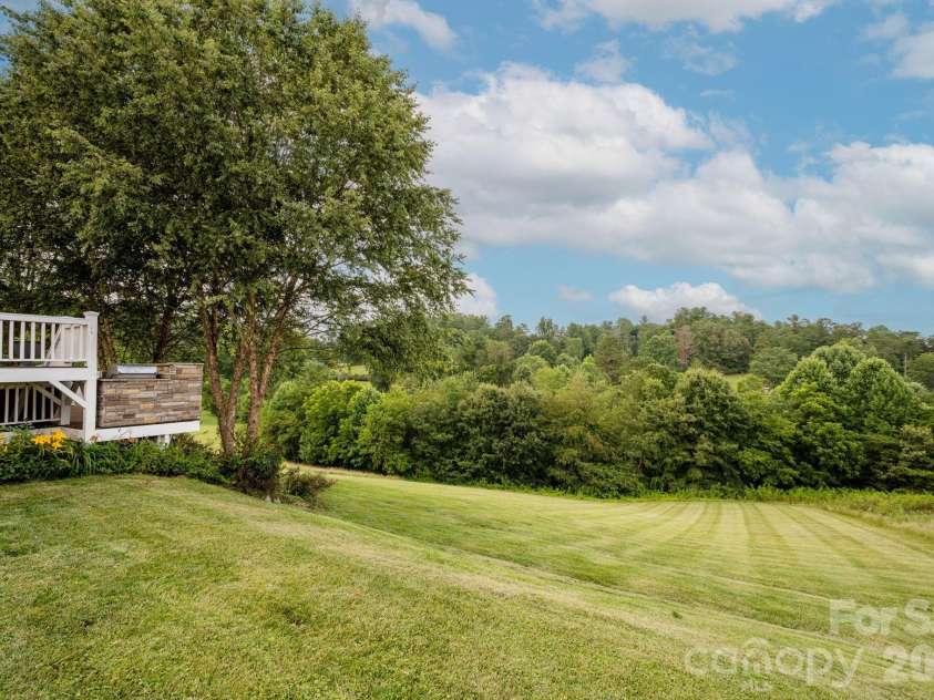 93 Big Sky Drive, Leicester, NC 28748.  MLS# CAR4403278, YatesRealty ID 37449. Long Range Views
