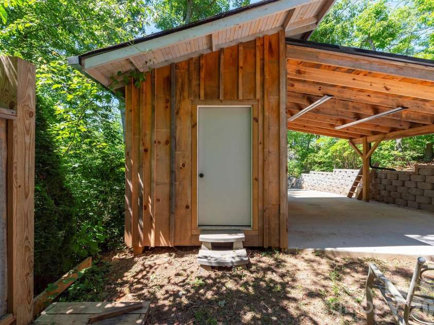 115 Bartram Way, Black Mountain, NC 28711.  MLS# CAR4334458, YatesRealty ID 3745. 