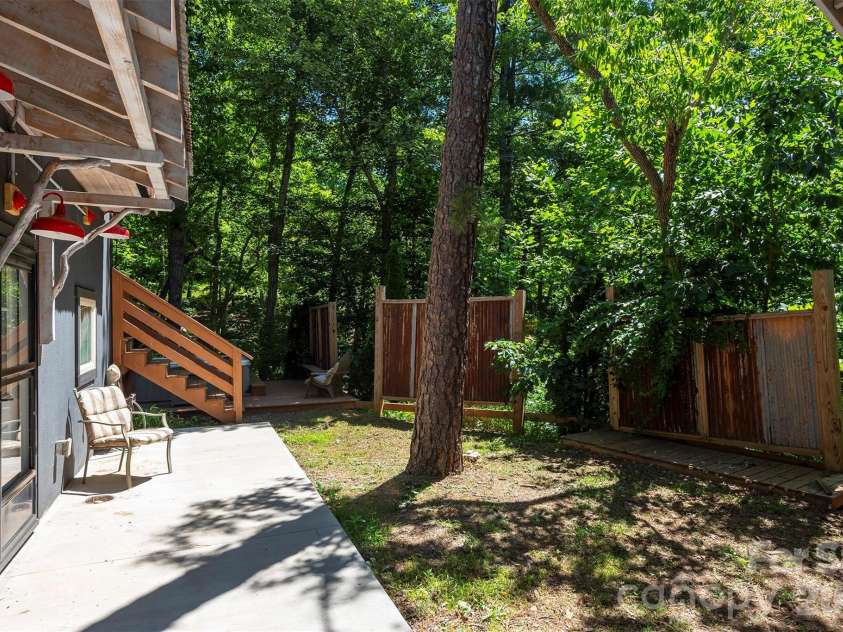115 Bartram Way, Black Mountain, NC 28711.  MLS# CAR4334458, YatesRealty ID 3745. 