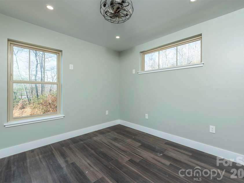 115 Bartram Way, Black Mountain, NC 28711.  MLS# CAR4334458, YatesRealty ID 3745. Main Level Bedroom