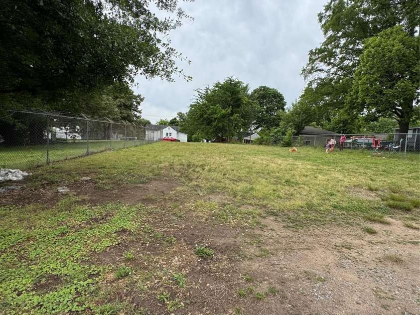 163-165 Kerr Street, Concord, NC 28025.  MLS# CAR4251629, YatesRealty ID 3745. 