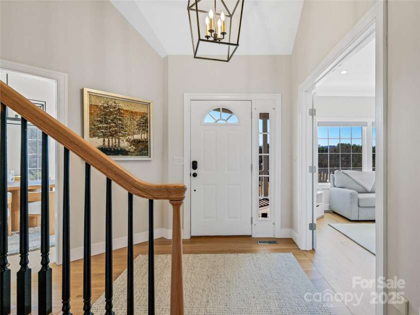 55 Plantation Drive, Asheville, NC 28806.  MLS# CAR4230730, YatesRealty ID 3745. Front Entry.