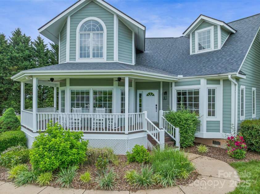 55 Plantation Drive, Asheville, NC 28806.  MLS# CAR4230730, YatesRealty ID 3745. Front View of Home.