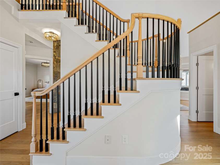 55 Plantation Drive, Asheville, NC 28806.  MLS# CAR4230730, YatesRealty ID 3745. Staircase to Upper Level of home.