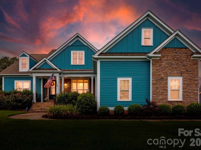 6957 Pin Oaks Drive, Denver, NC 28037.  MLS# CAR4404727, YatesRealty ID 37452. 