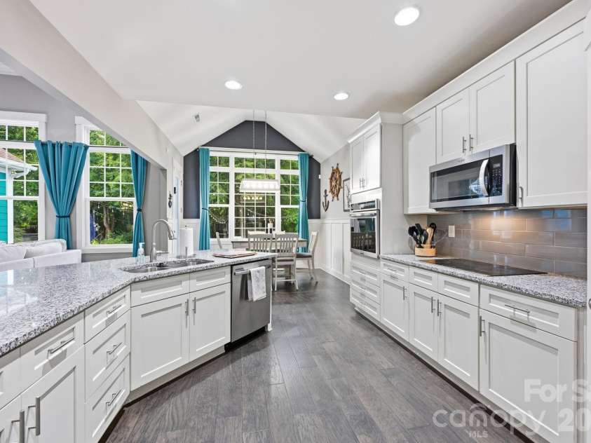 6957 Pin Oaks Drive, Denver, NC 28037.  MLS# CAR4404727, YatesRealty ID 37452. 