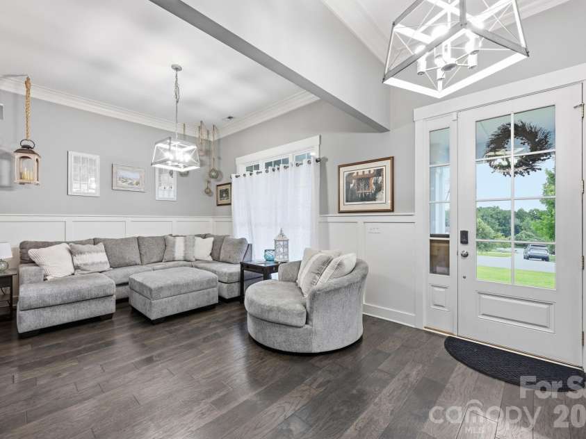 6957 Pin Oaks Drive, Denver, NC 28037.  MLS# CAR4404727, YatesRealty ID 37452. 