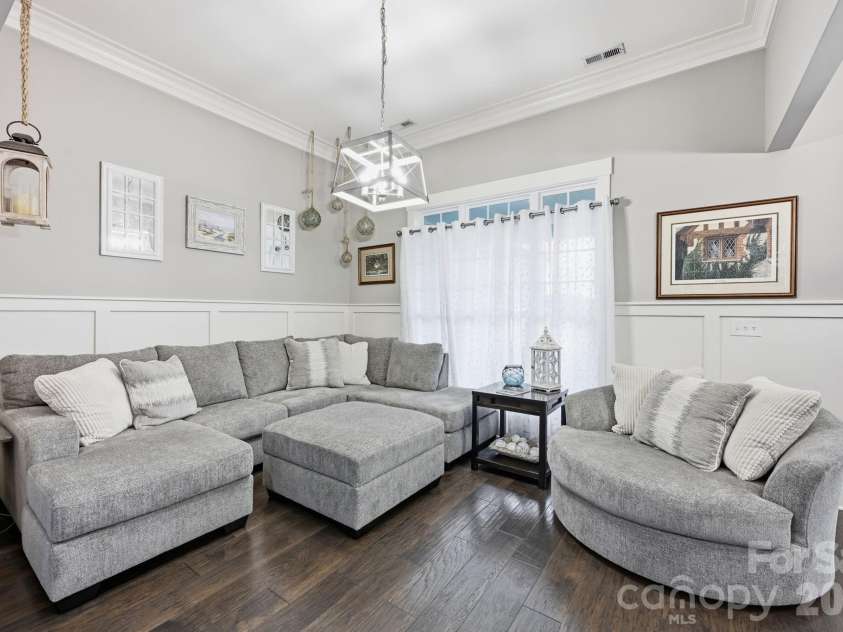 6957 Pin Oaks Drive, Denver, NC 28037.  MLS# CAR4404727, YatesRealty ID 37452. 