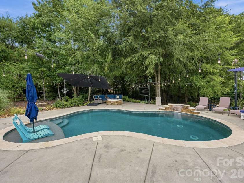 6957 Pin Oaks Drive, Denver, NC 28037.  MLS# CAR4404727, YatesRealty ID 37452. 