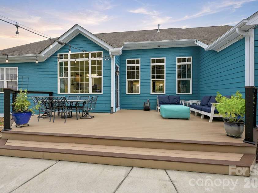 6957 Pin Oaks Drive, Denver, NC 28037.  MLS# CAR4404727, YatesRealty ID 37452. 