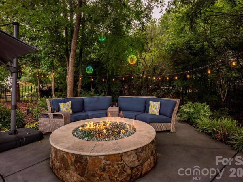 6957 Pin Oaks Drive, Denver, NC 28037.  MLS# CAR4404727, YatesRealty ID 37452. 