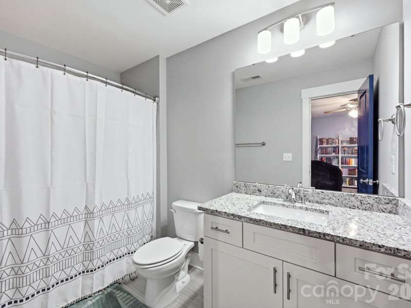 6957 Pin Oaks Drive, Denver, NC 28037.  MLS# CAR4404727, YatesRealty ID 37452. 