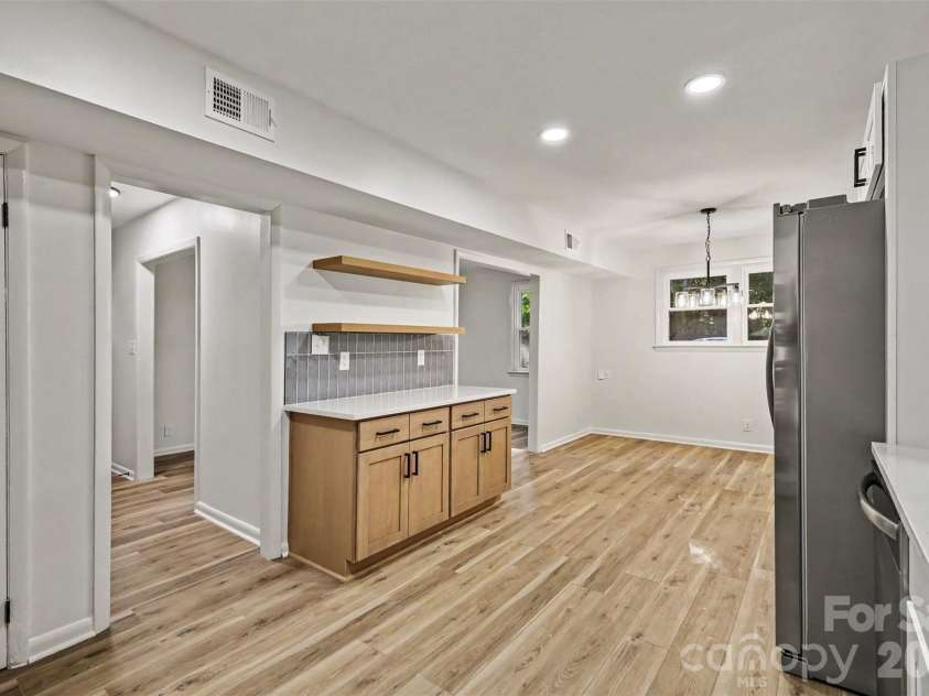 323 Whispering Pines Drive, Charlotte, NC 28217.  MLS# CAR4404610, YatesRealty ID 37453. 